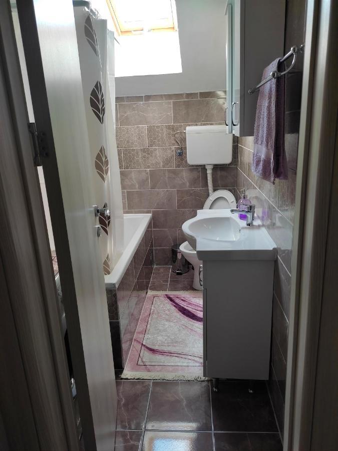 Apartment La Casa بلوزين المظهر الخارجي الصورة