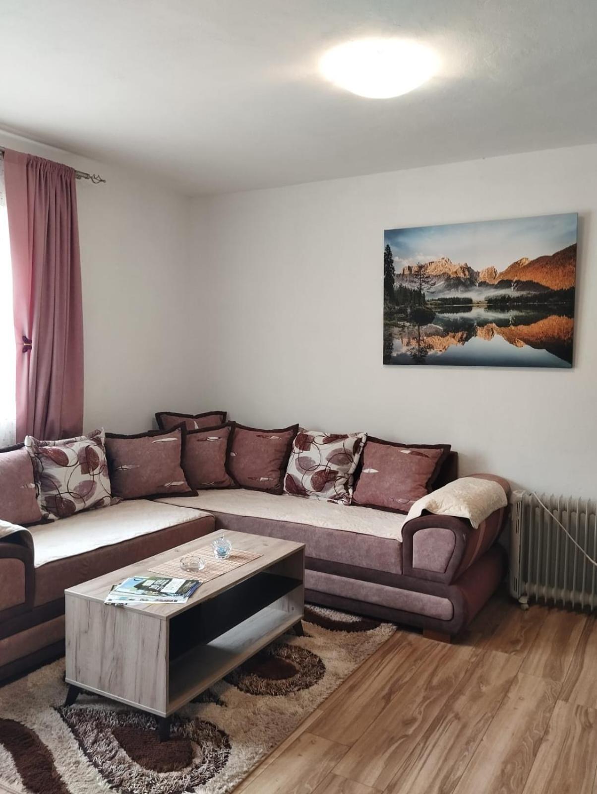 Apartment La Casa بلوزين المظهر الخارجي الصورة