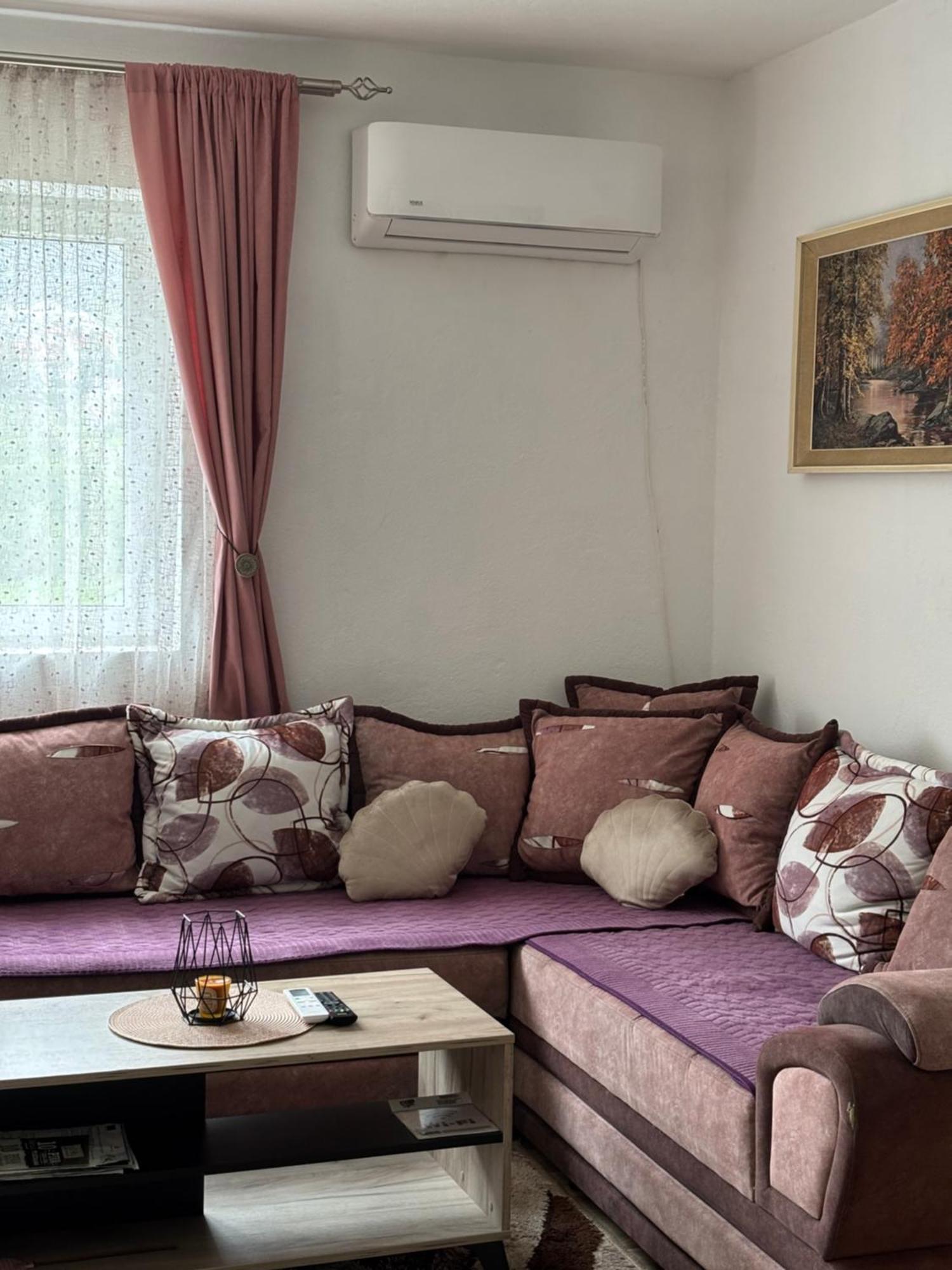 Apartment La Casa بلوزين المظهر الخارجي الصورة