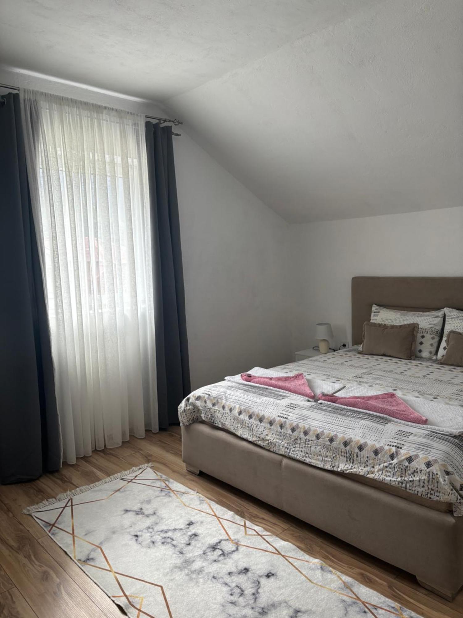 Apartment La Casa بلوزين المظهر الخارجي الصورة