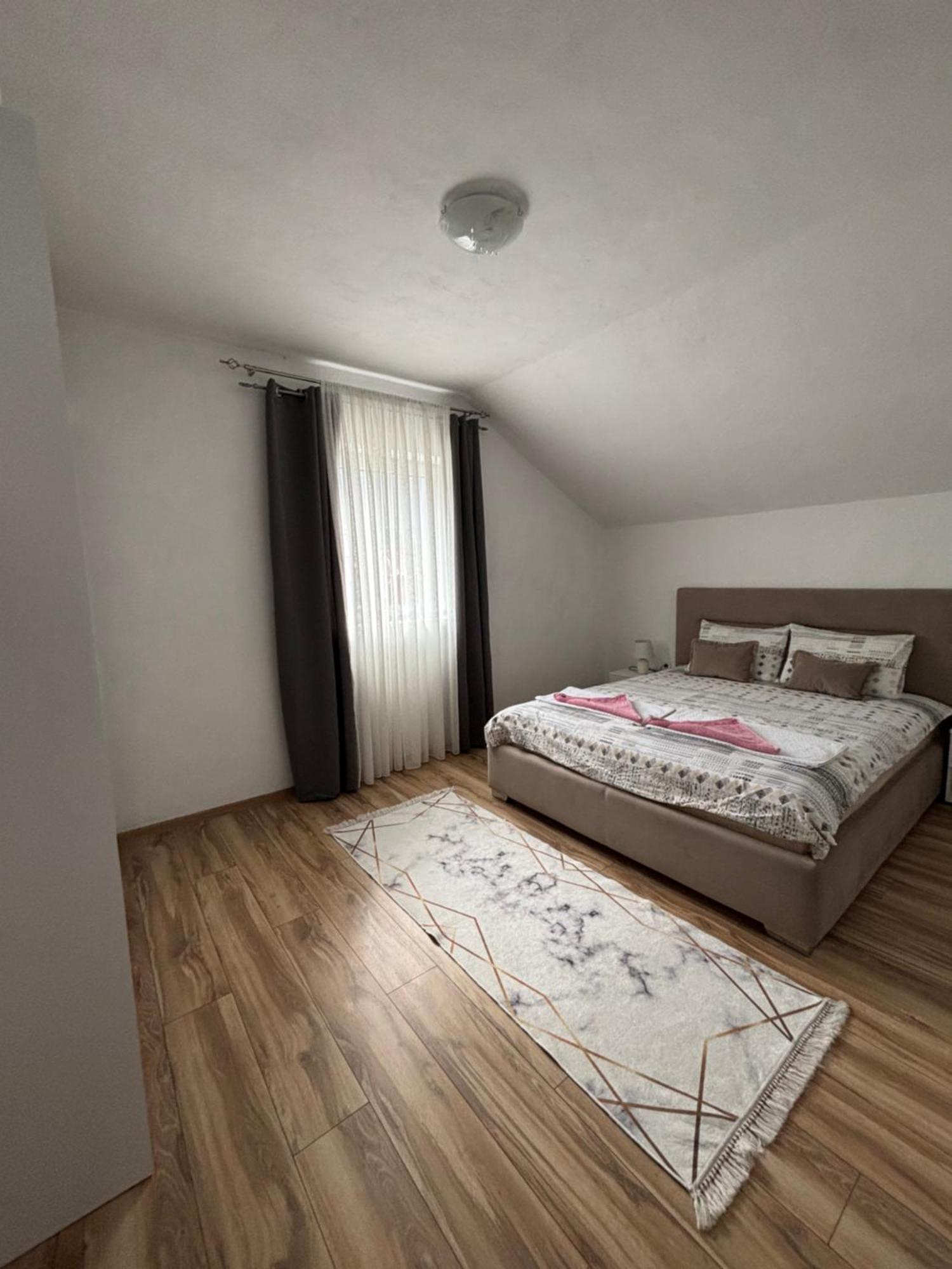 Apartment La Casa بلوزين المظهر الخارجي الصورة